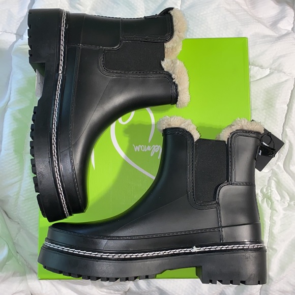 Marc Fisher Fargo Waterproof Bootie - Picture 2 of 8
